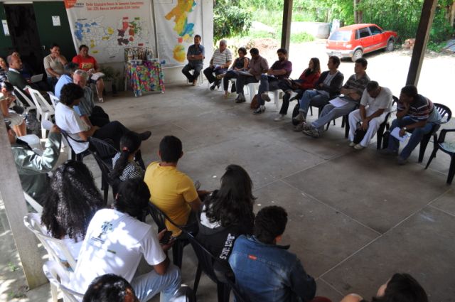 Agricultores e gestores em busca de mudanças nas Políticas Públicas sobre Sementes